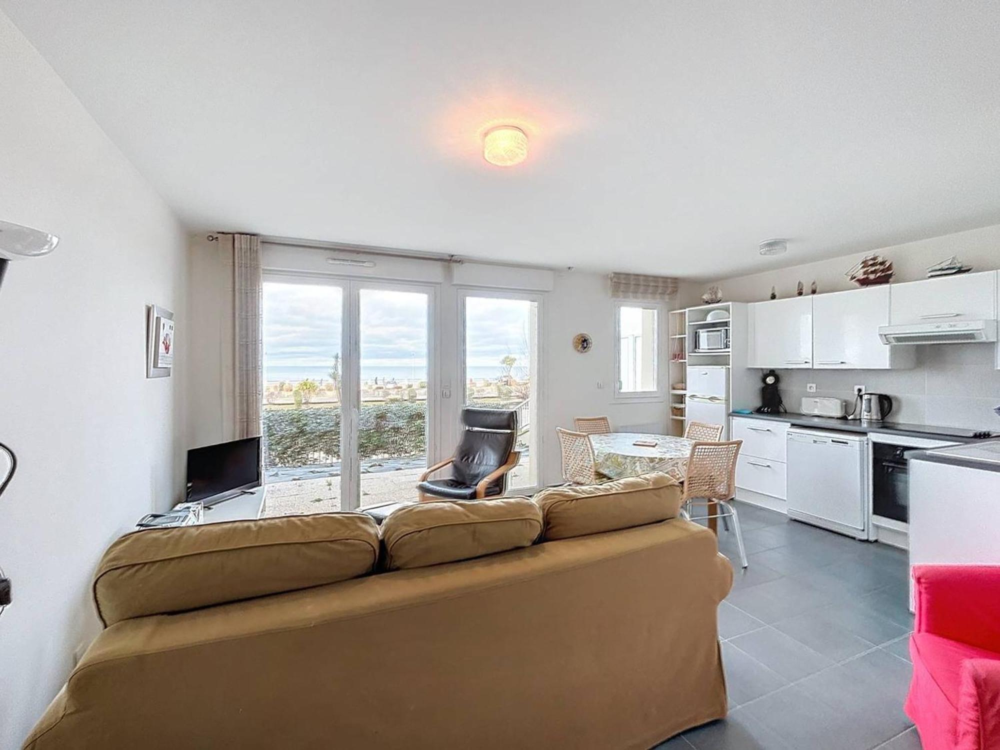 Appartement Rez-De-Jardin, Front De Mer, 4 Pers, Calme, Wifi Gratuit - Fr-1-465-46 Merville-Franceville-Plage Eksteriør billede