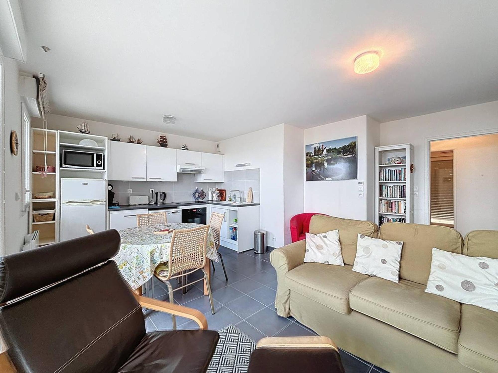 Appartement Rez-De-Jardin, Front De Mer, 4 Pers, Calme, Wifi Gratuit - Fr-1-465-46 Merville-Franceville-Plage Eksteriør billede