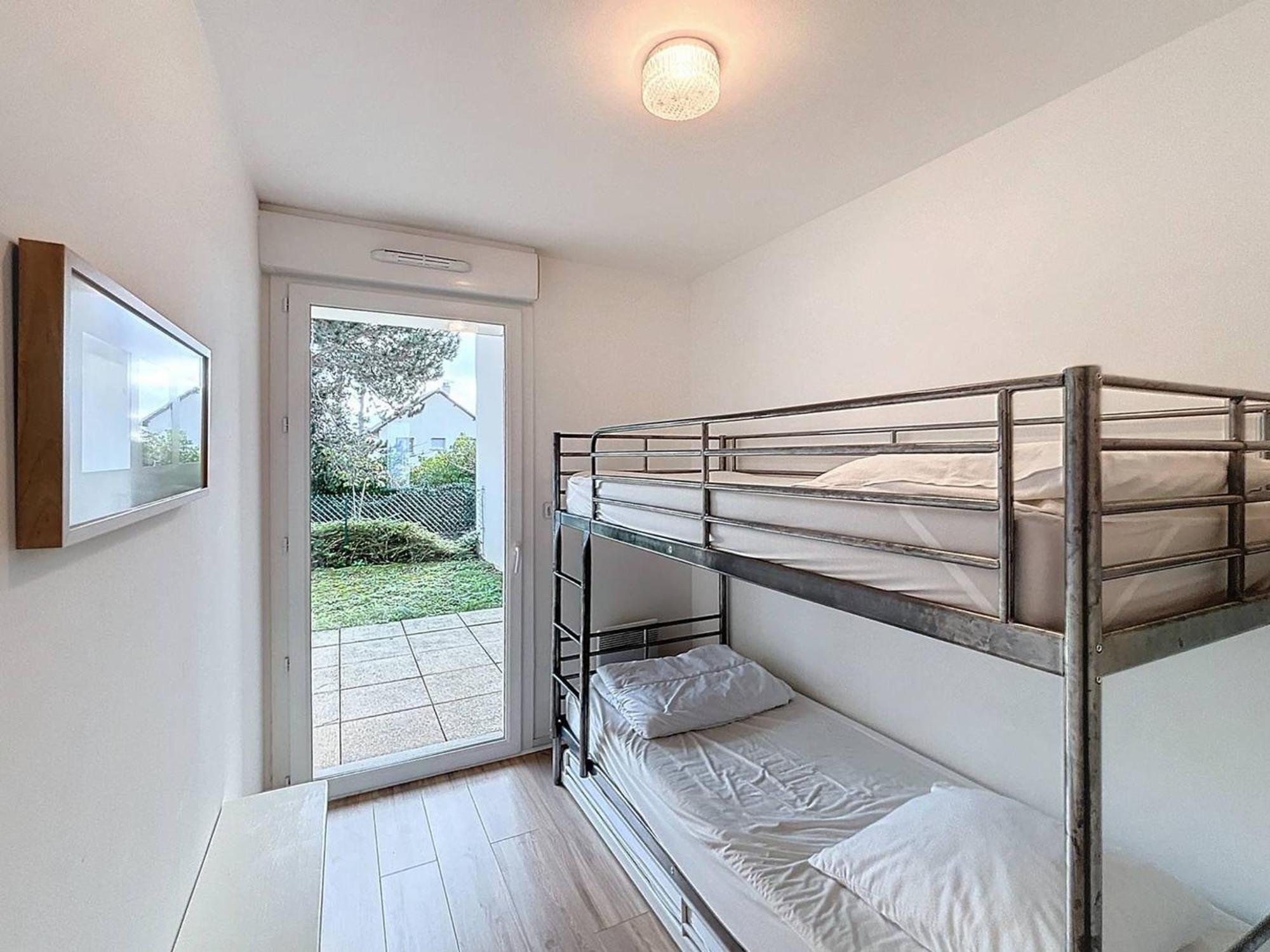 Appartement Rez-De-Jardin, Front De Mer, 4 Pers, Calme, Wifi Gratuit - Fr-1-465-46 Merville-Franceville-Plage Eksteriør billede